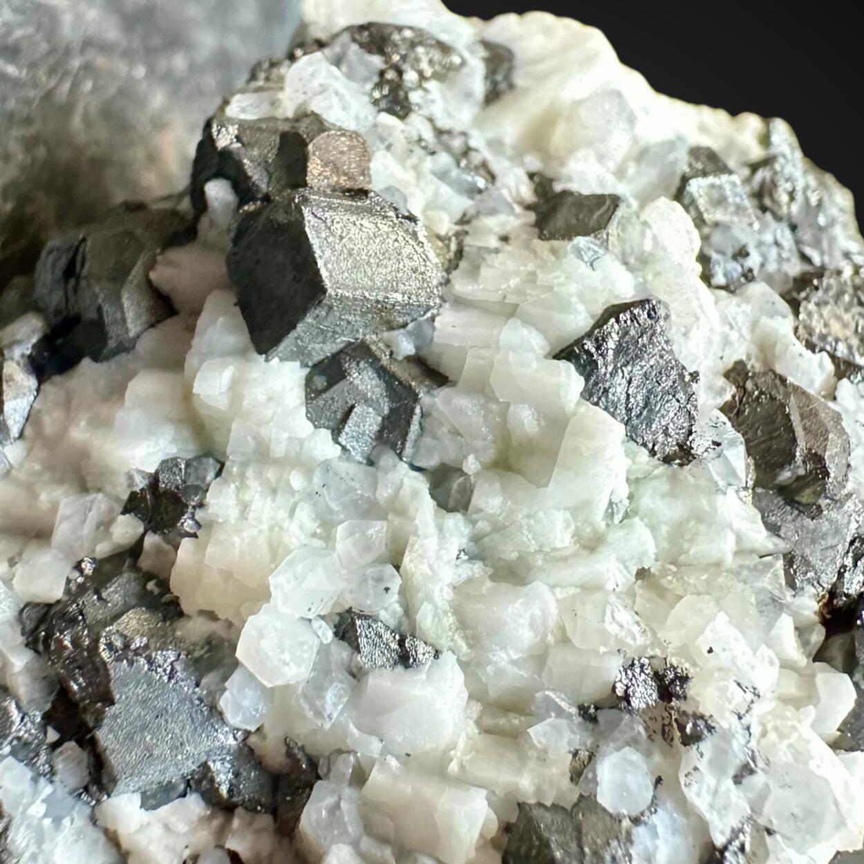 Mercurian Tetrahedrite