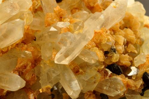 Quartz & Dolomite