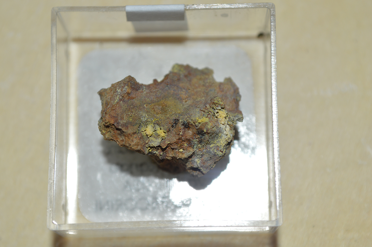 Vanoxite & Metaschoderite