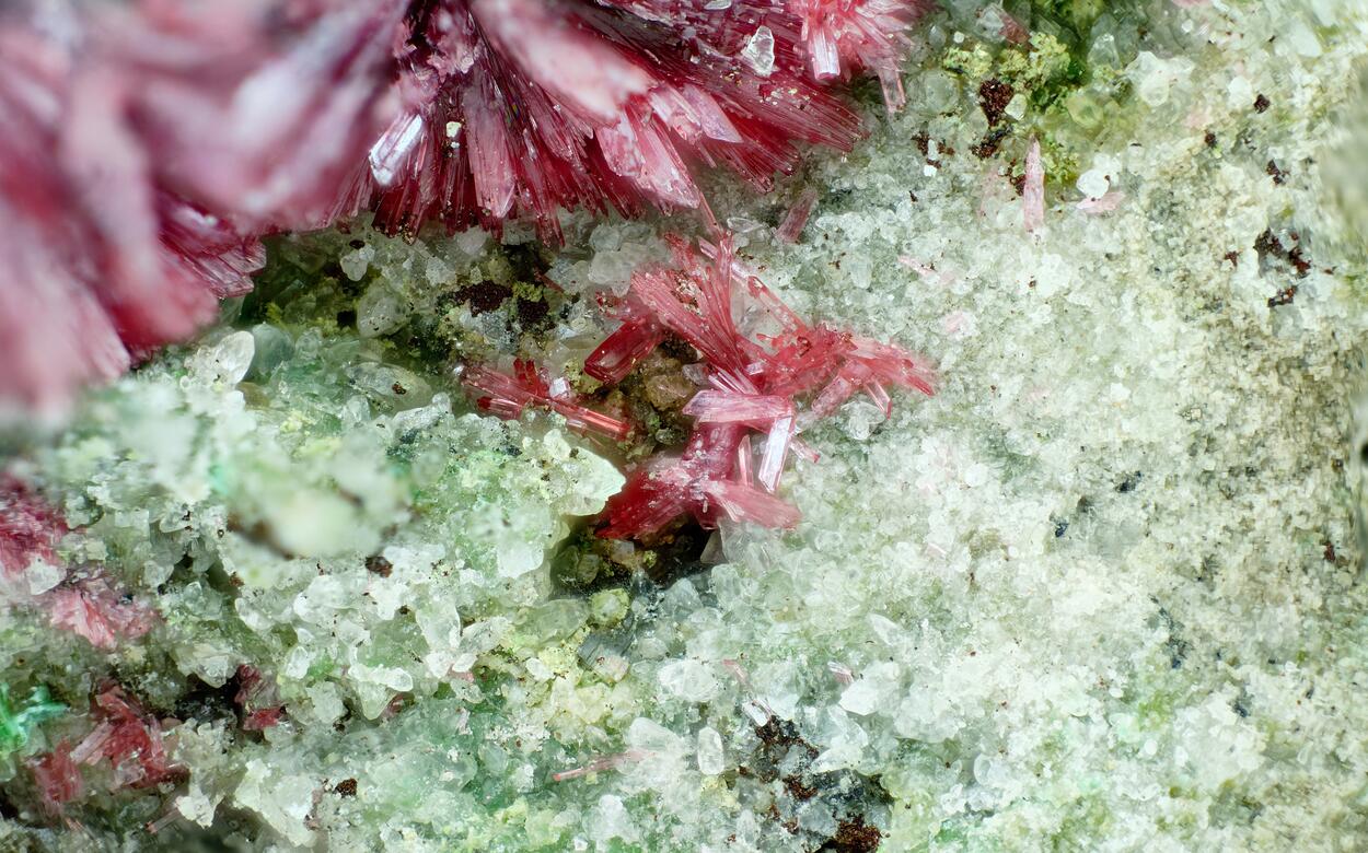 Cuproroméite & Erythrite