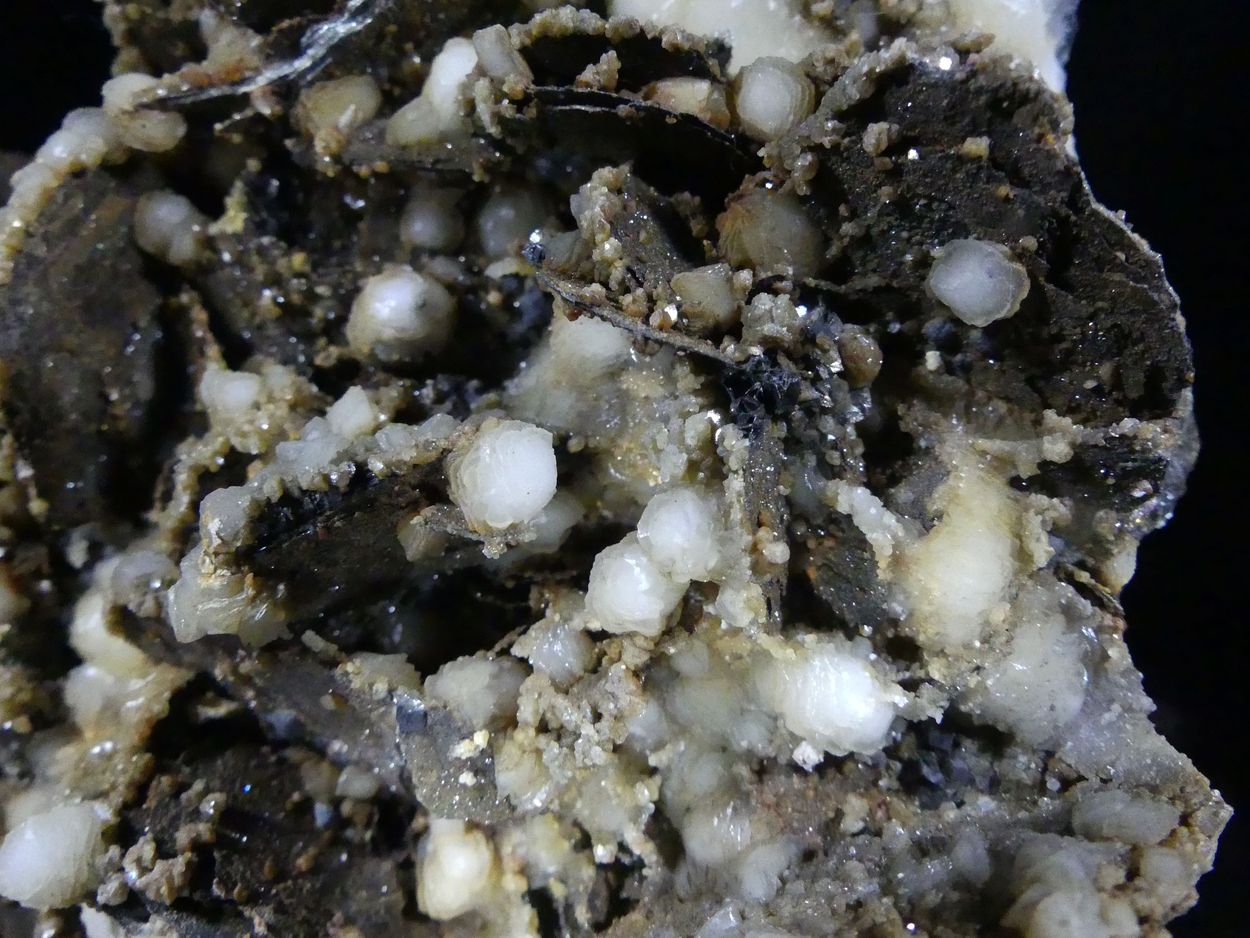 Pyrrhotite Calcite & Siderite