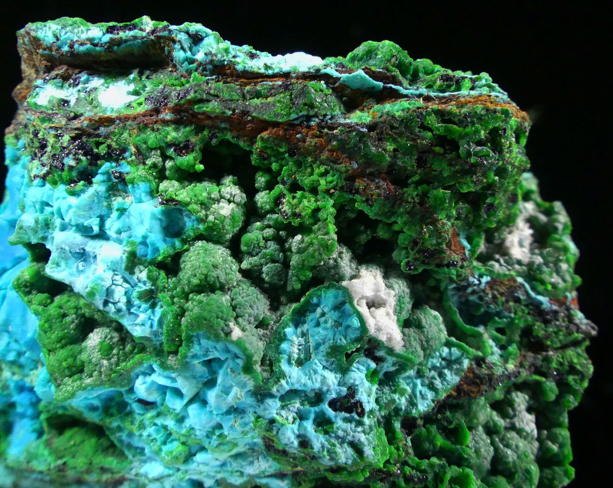 Conichalcite On Chrysocolla