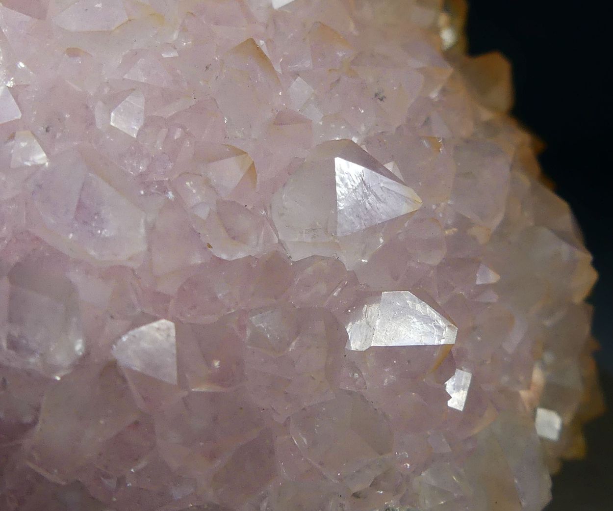 Quartz On Rhodochrosite