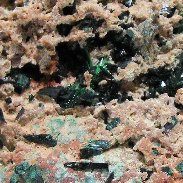 Vandenbrandeite