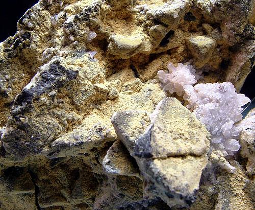 Tsumcorite With Tennantite & Wulfenite