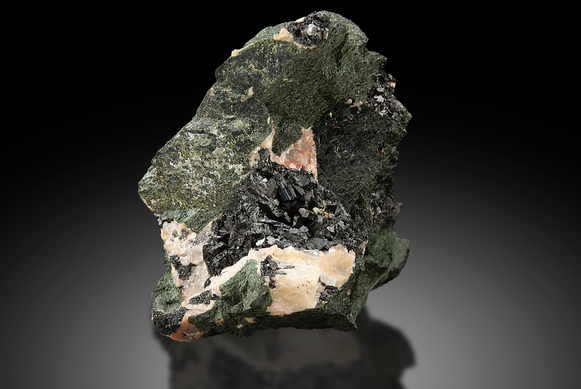 Babingtonite