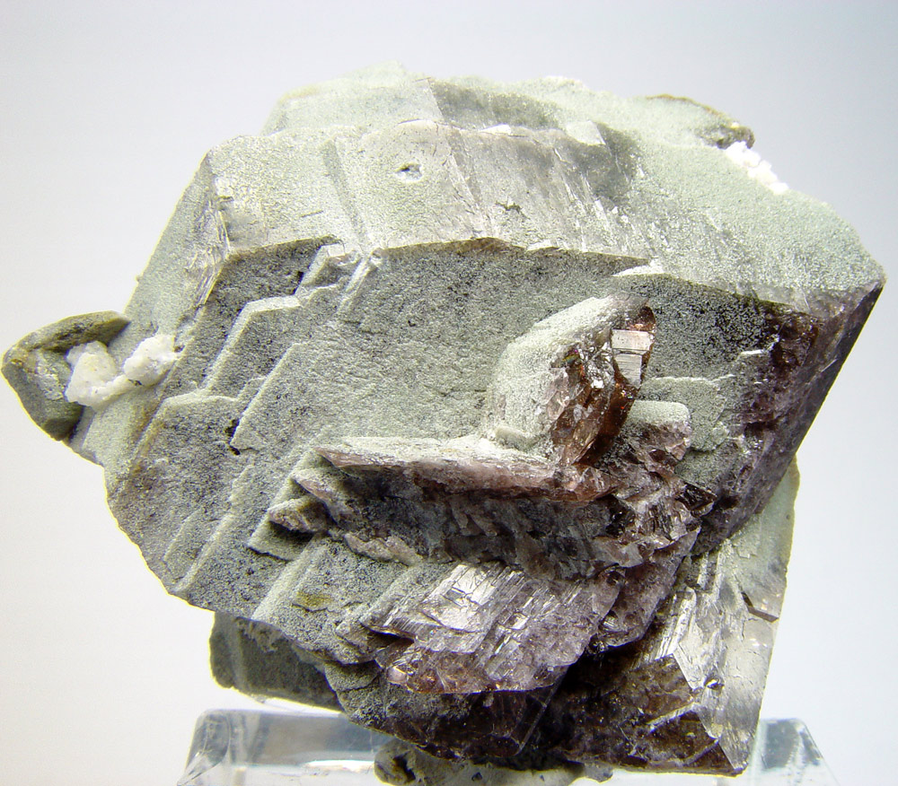 Axinite