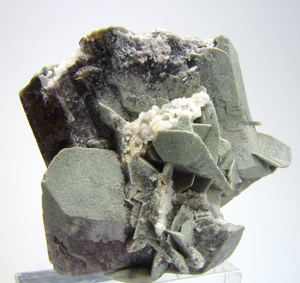 Axinite