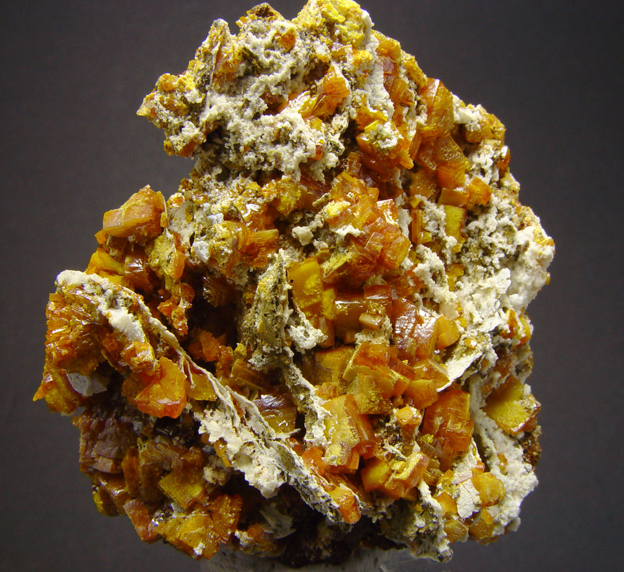Wulfenite