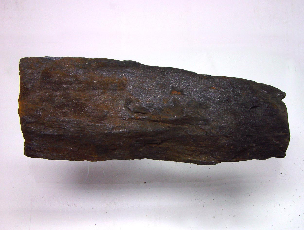 Vonsenite