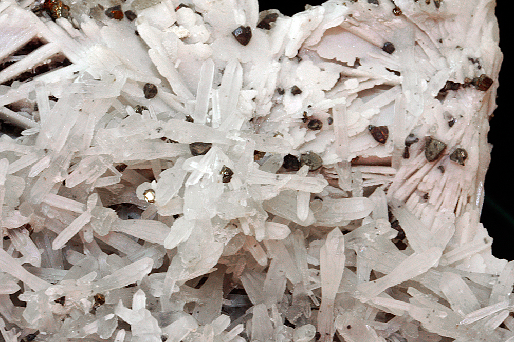 Quartz Calcite & Chalcopyrite