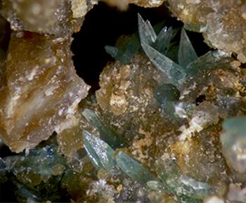 Rruffite & Mansfieldite
