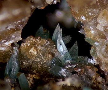 Rruffite & Mansfieldite