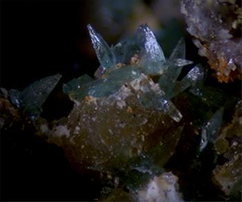 Rruffite & Mansfieldite
