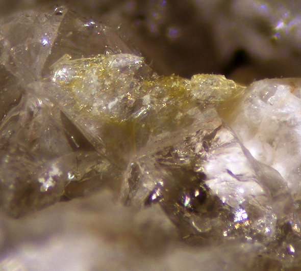 Peprossiite-(Ce)