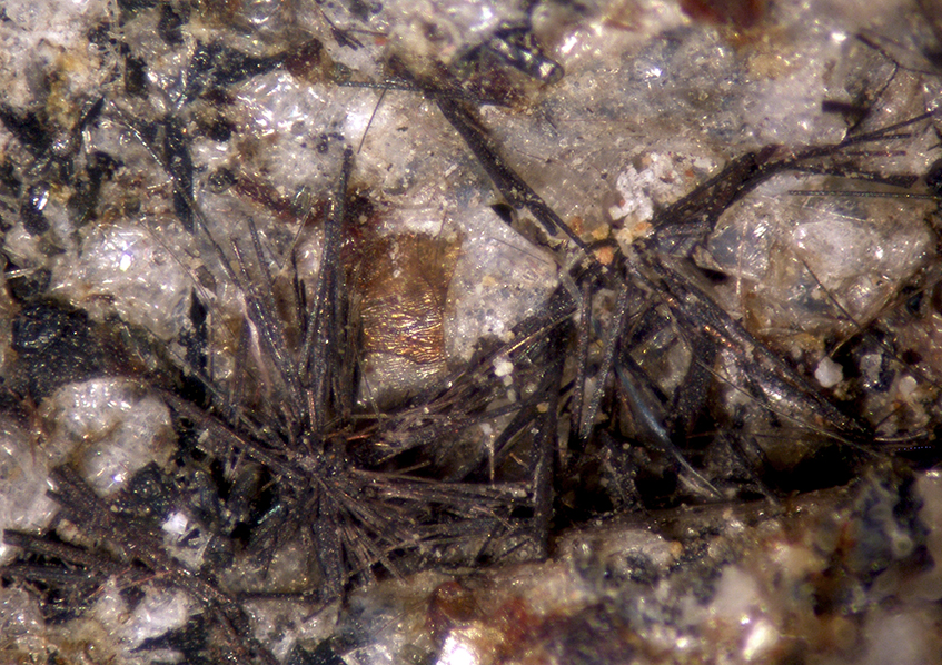 Phillipsite Gismondine & Vonsenite