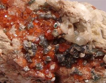 Garnet Var Hessonite