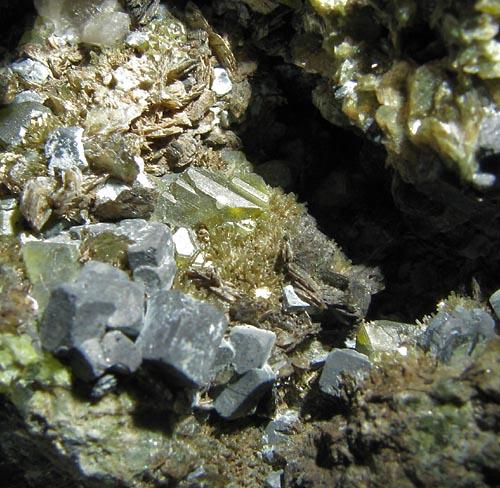 Johannsenite Axinite-(Mn) Sphalerite & Galena