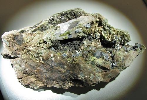 Johannsenite Axinite-(Mn) Sphalerite & Galena
