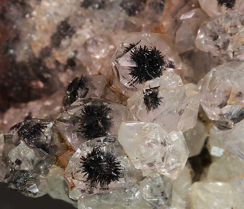 Quartz & Goethite On Hematite