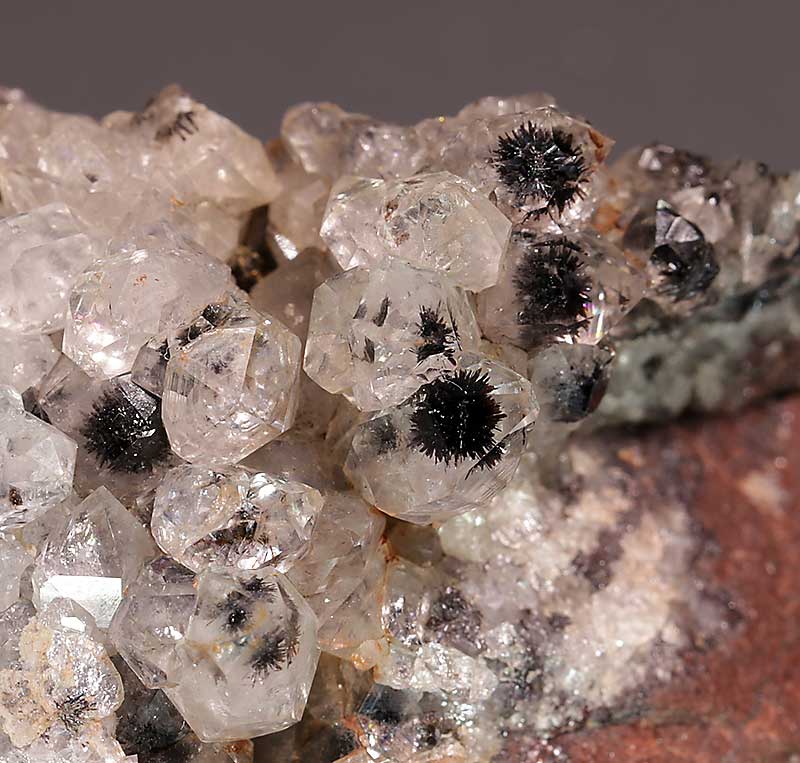 Quartz & Goethite On Hematite