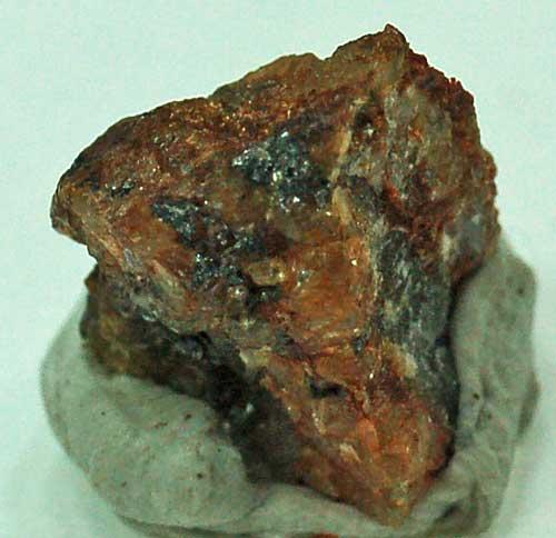 Tsumoite