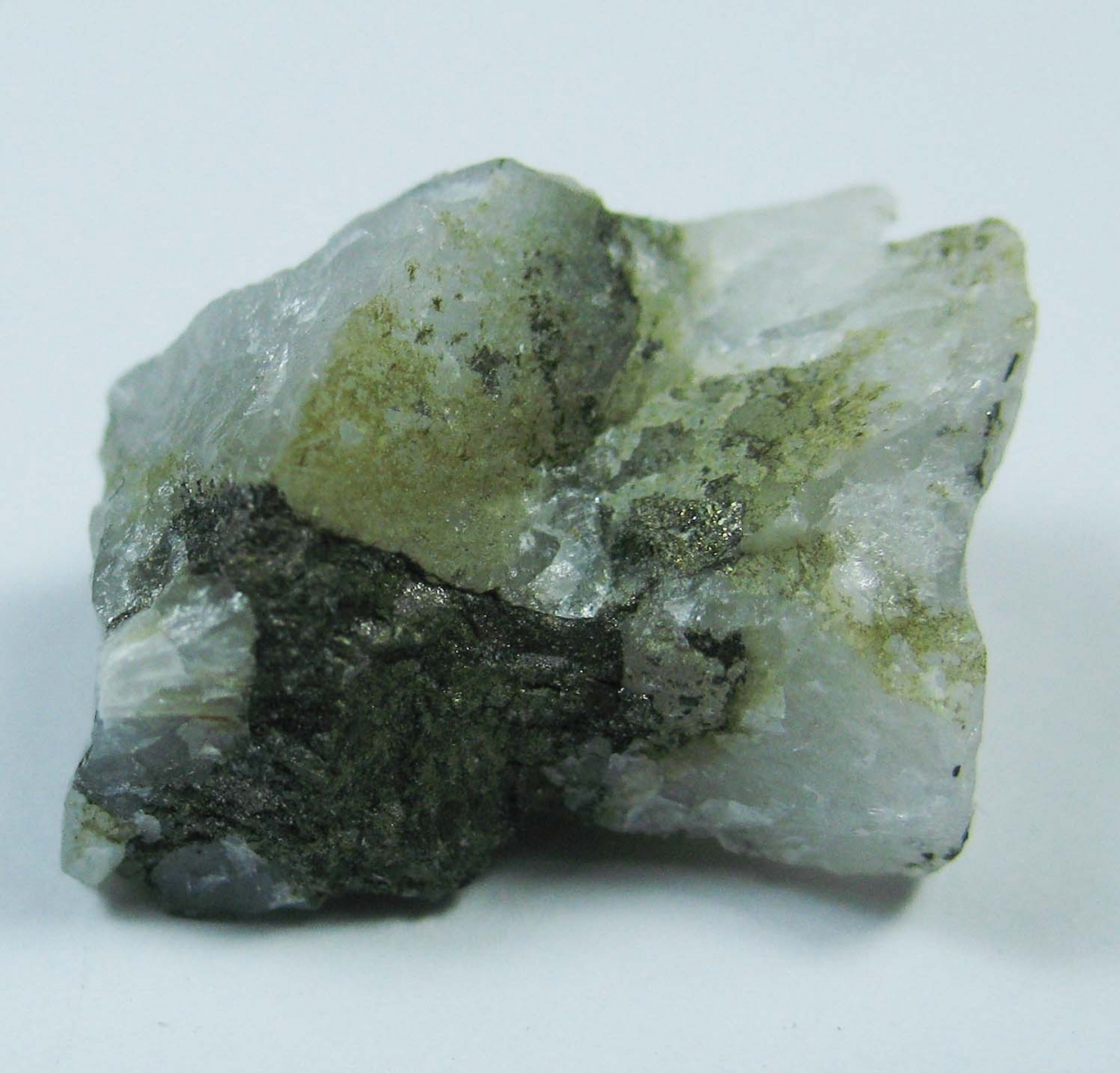 Tsumoite