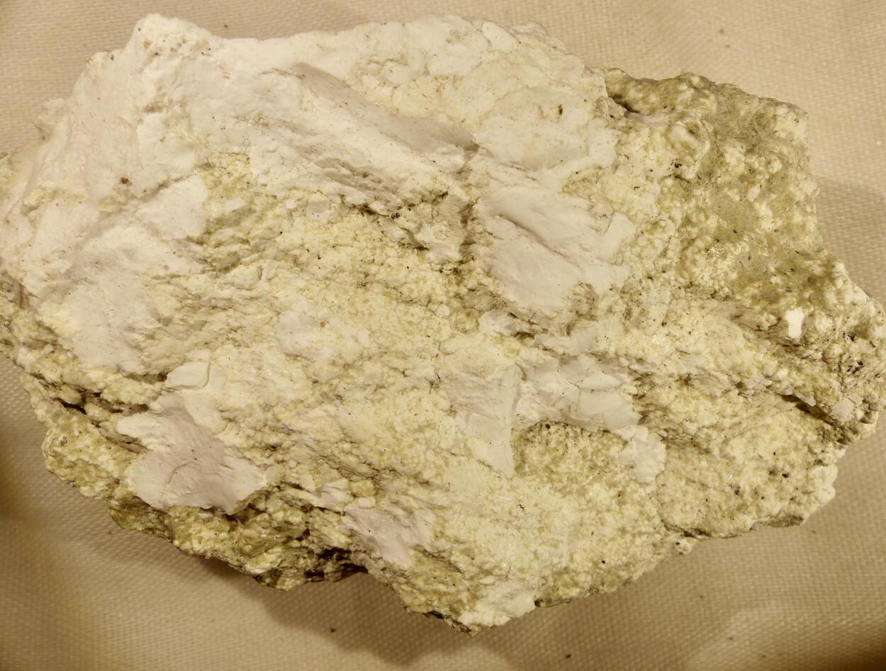 Magnesite