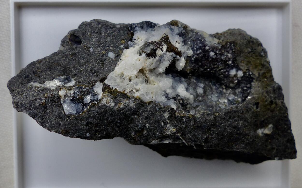 Chabazite & Lévyne