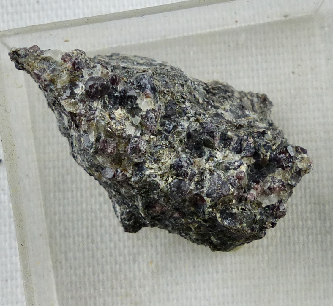 Almandine & Sillimanite