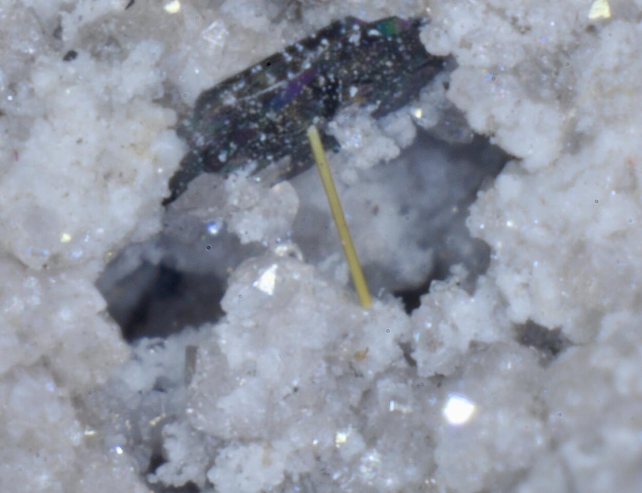 Holfertite