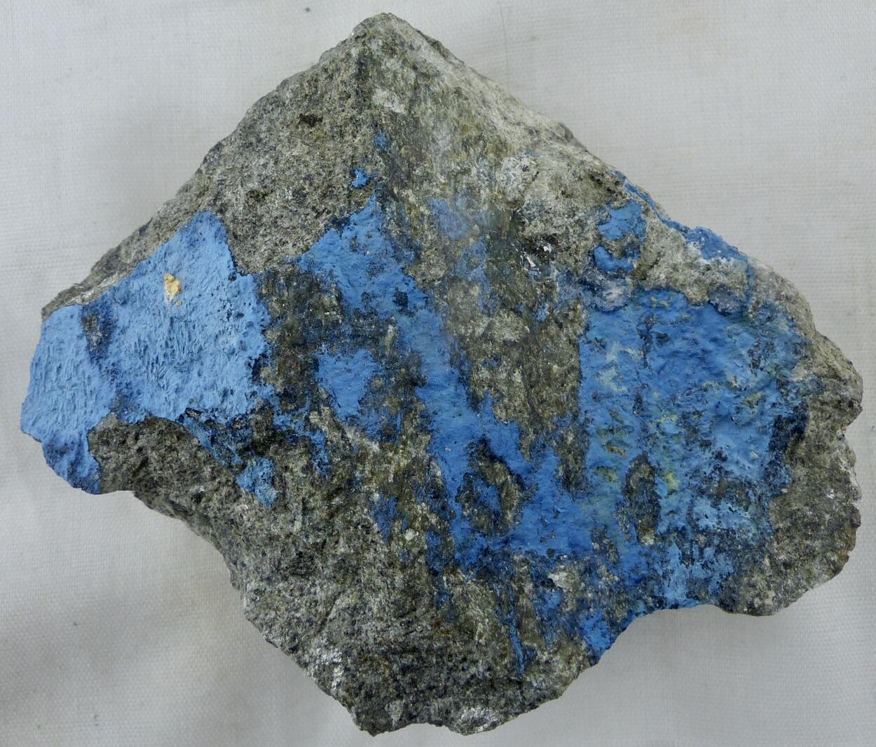 Aerinite