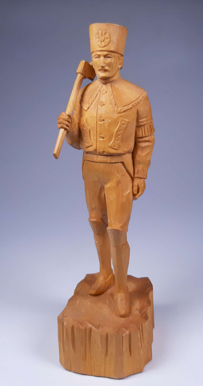 Mining Memorabilia