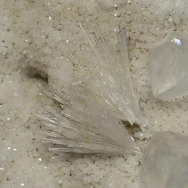 Mesolite & Chabazite