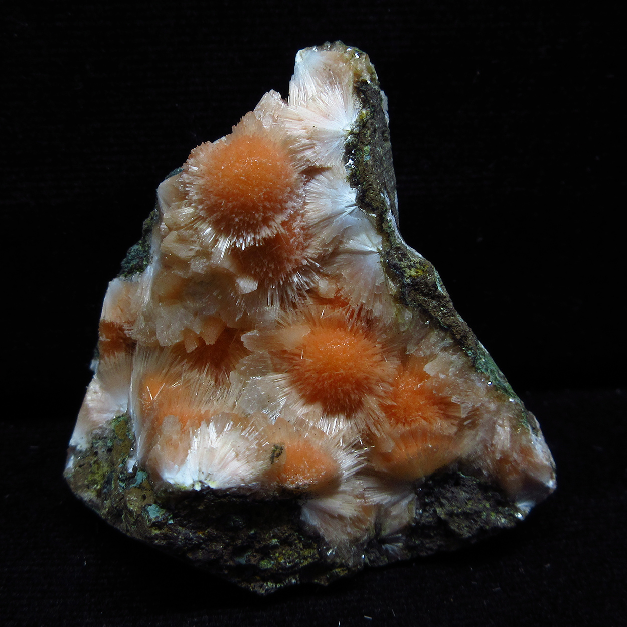 Mesolite On Heulandite 
