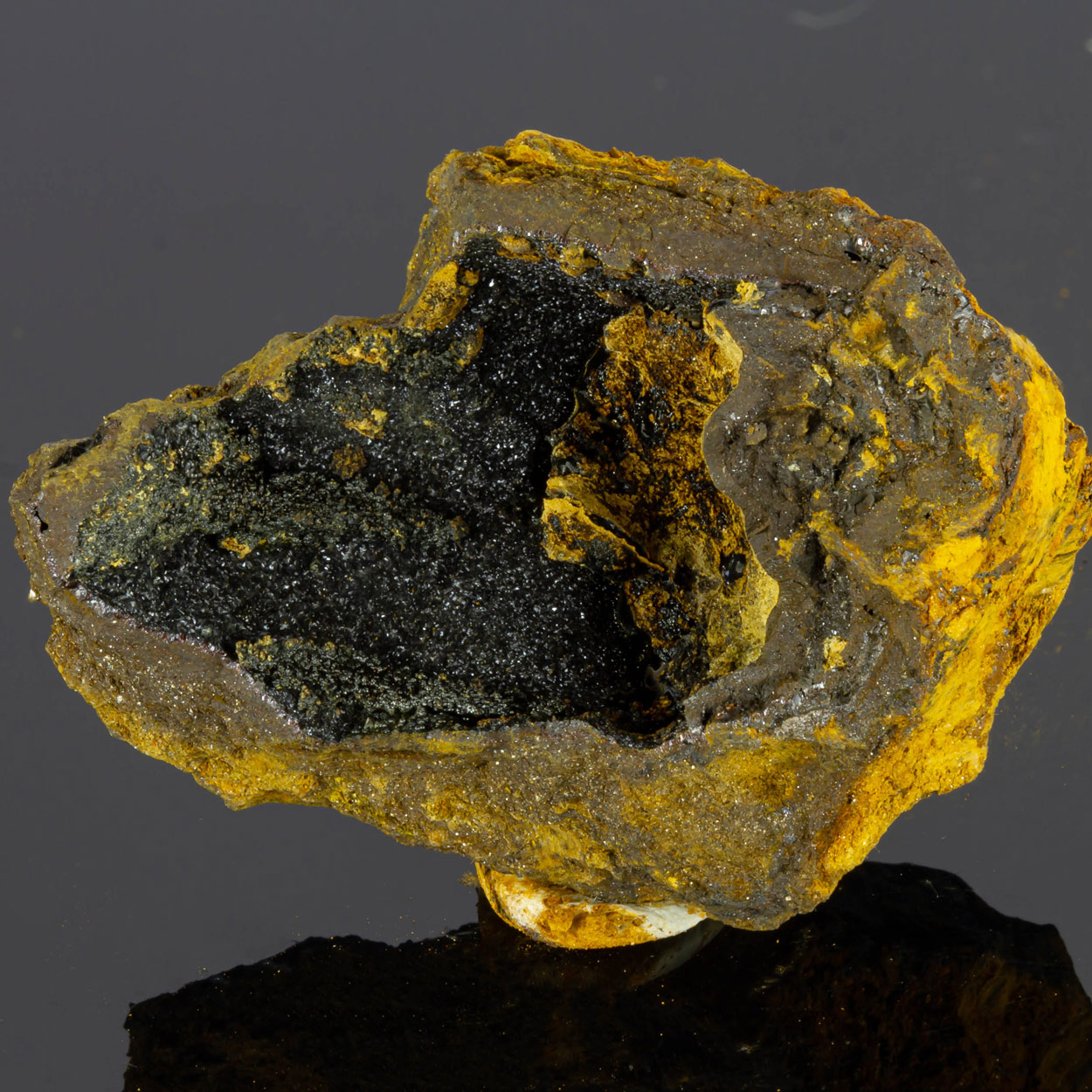 Lepidocrocite & Goethite