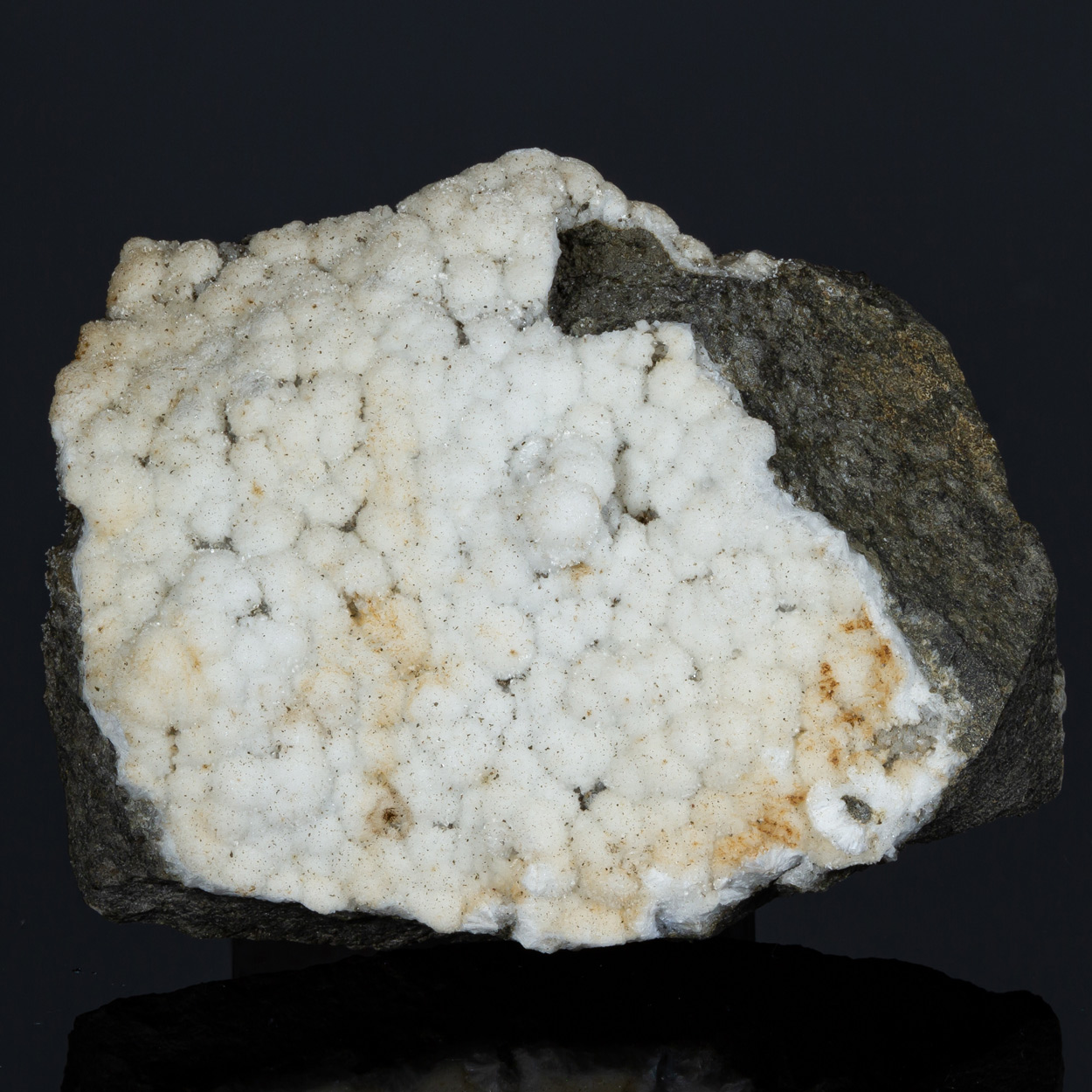 Tetranatrolite