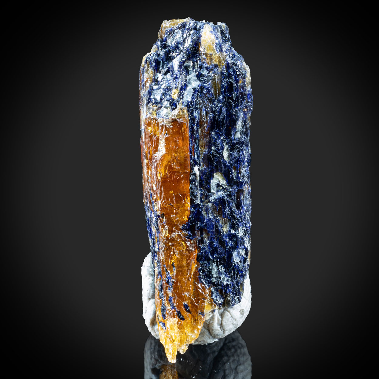 Yoderite & Kyanite