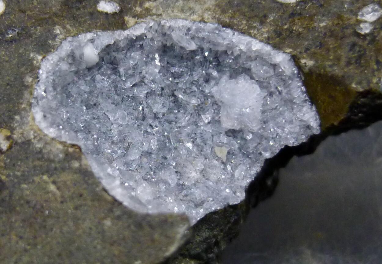 Lévyne-Ca Chabazite-Ca & Phillipsite