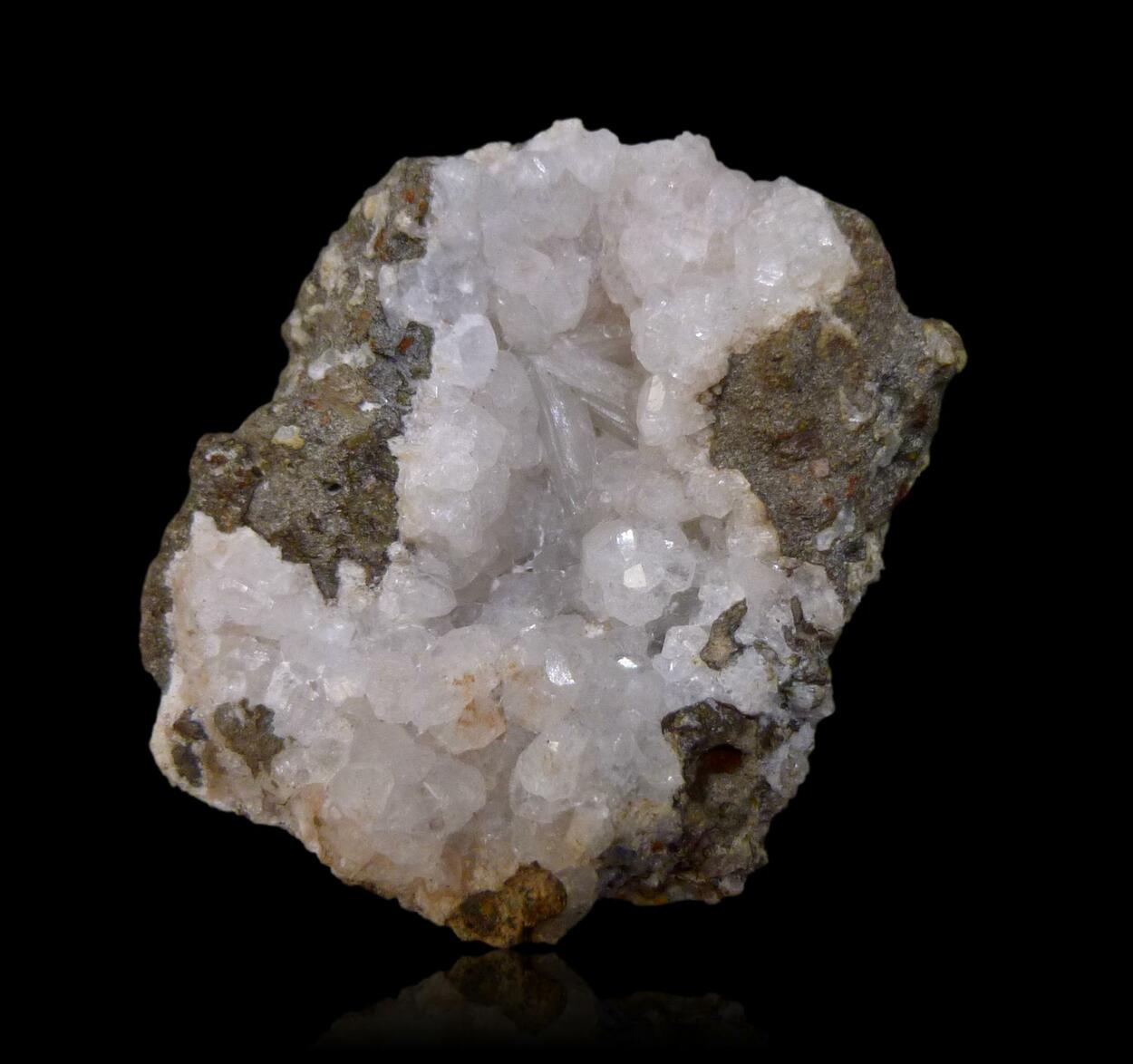Analcime & Natrolite