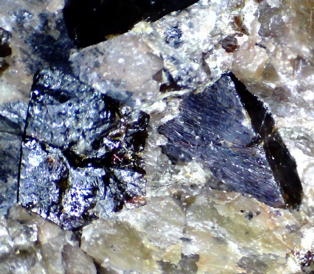 Pyrochlore Zircon & Magnetite