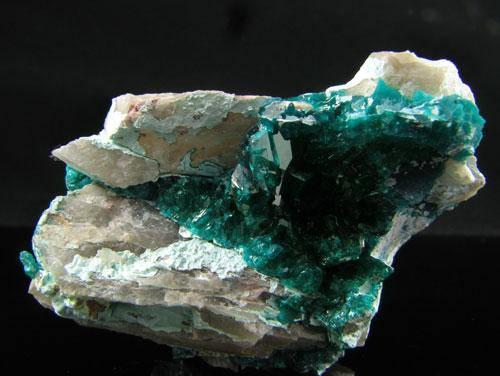 Dioptase & Quartz