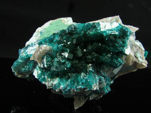 Dioptase & Quartz