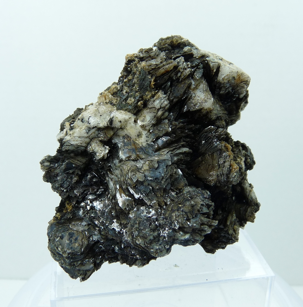 Calcite With Pyrochroite