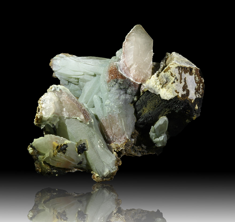 Prase Sceptre Ilvaite & Calcite