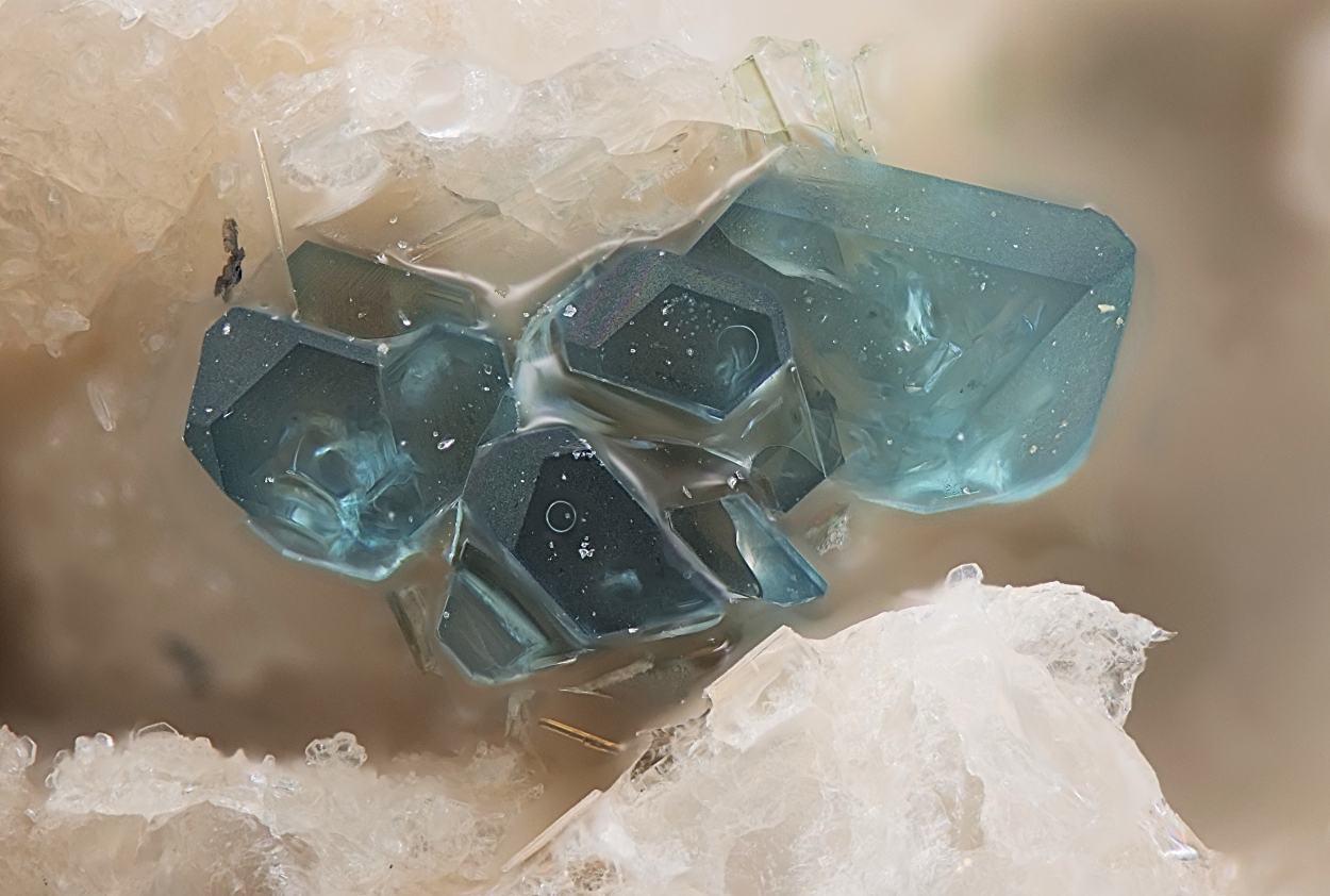 Roedderite