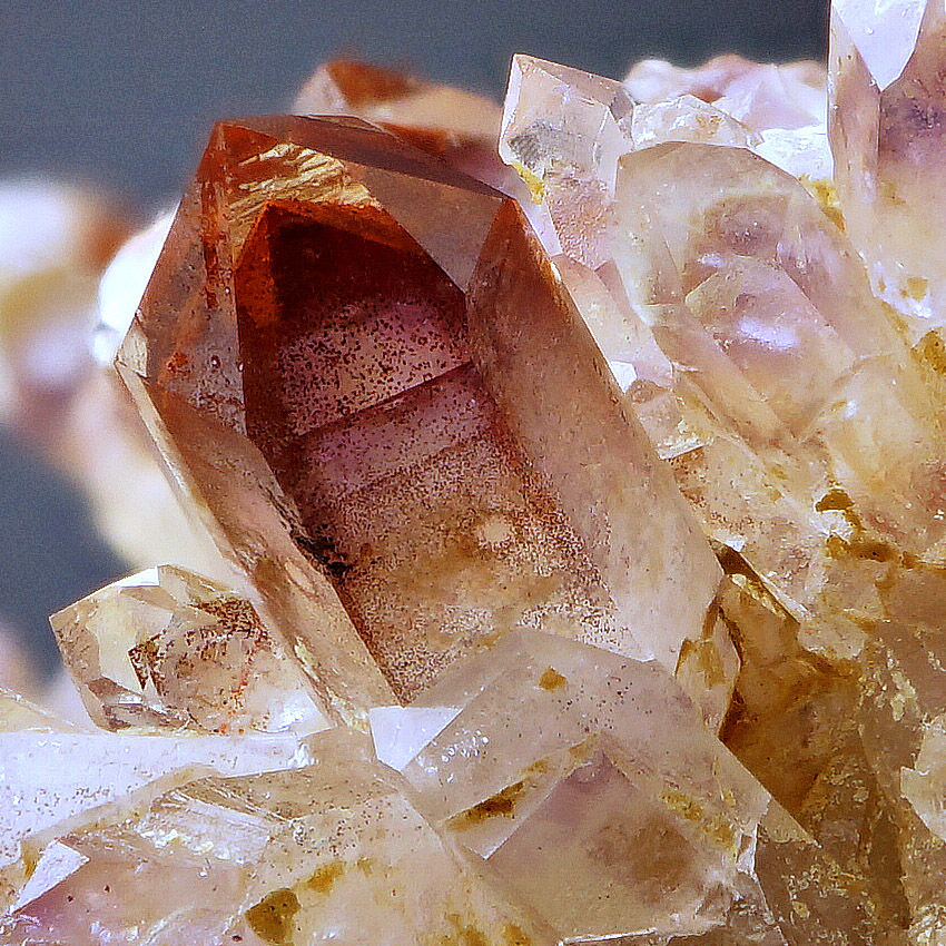 Quartz Var Amethyst With Eisenkiesel