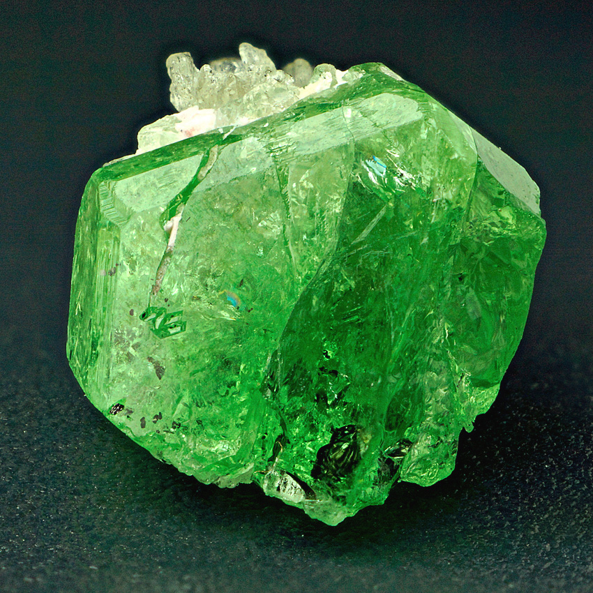 Grossular Var Tsavorite