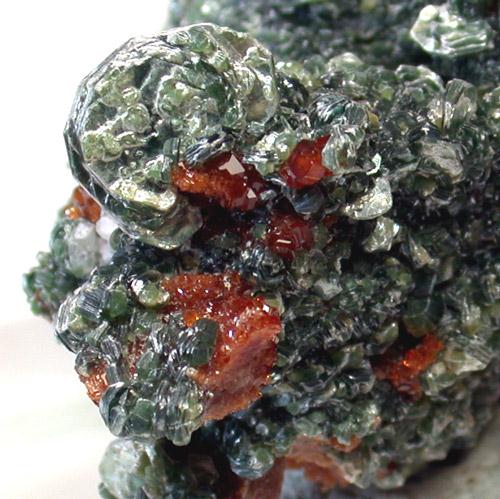 Apatite & Hessonite