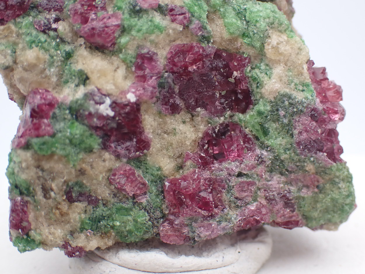 Pyrope Enstatite & Chromium Diopside